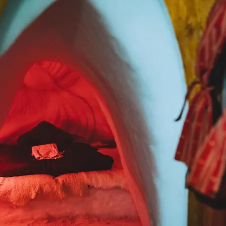 Village Igloo 발토랑스