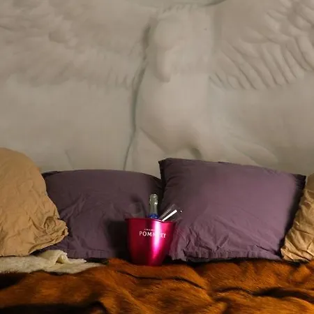 Village Igloo Валь-Торанс